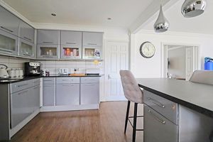 Kitchen- click for photo gallery